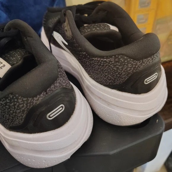 Brooks Ghost Max 2 Black and Pink Athletic Sneakers - Picture 3 of 6